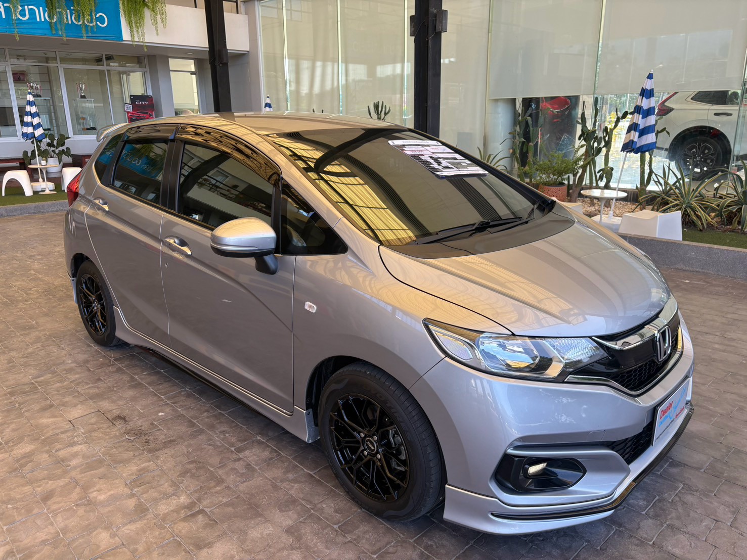 HONDA JAZZ CVT 2019 V+
